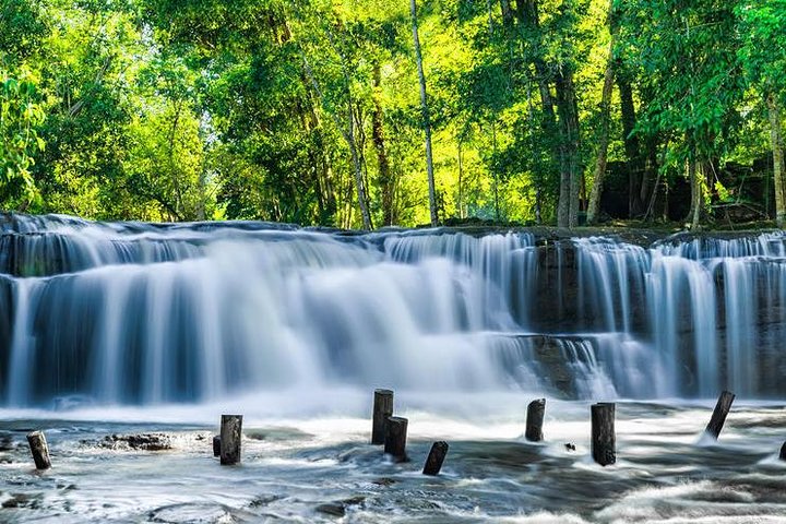 Phnom Kulen Waterfall 1000 Linga National Park Tour