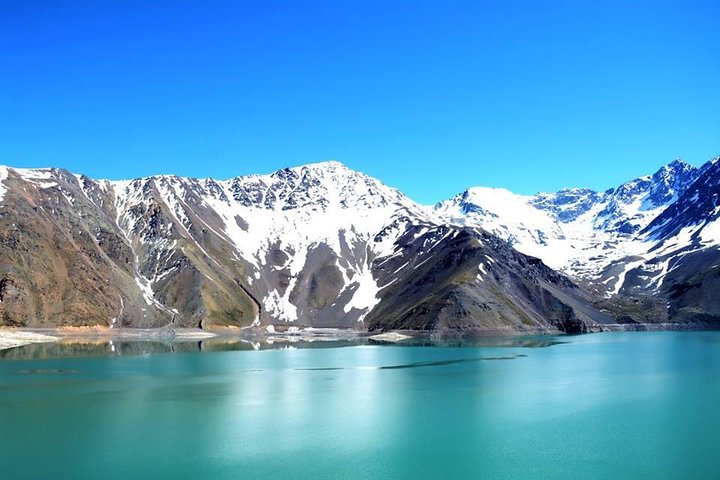 Cajon del Maipo/Embalse del Yeso, Tradition Folk Picnic included