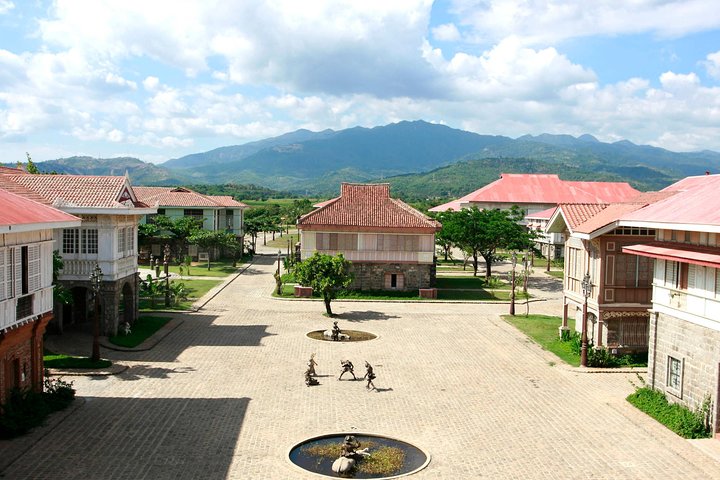 Heritage Day Trip to Las Casas Filipinas from Makati or Manila Bay