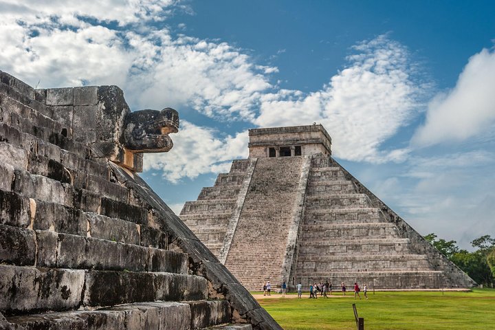 Chichen Itza, Cenote & Valladolid Tour with Tequila and Lunch