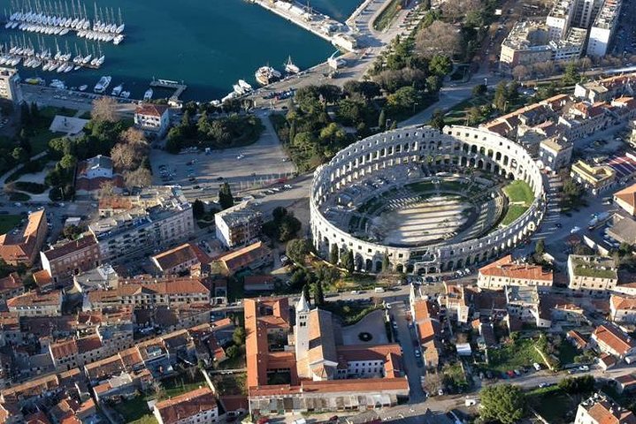 Day trip to Poreč and Pula with lunch from Rovinj