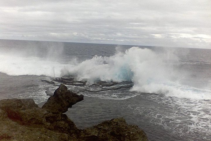 3-Hour Tongatapu West Coast Scenic Tour