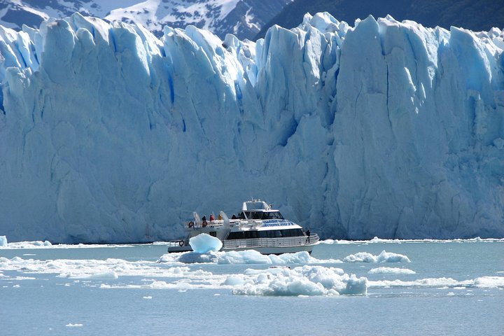 Perito Moreno Glacier Full Day Tour with Optional Boat Safari