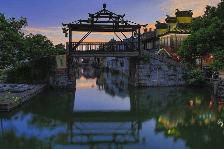 Private Flexible Suzhou City Tour with Tongli or Zhouzhuang Water Town Options