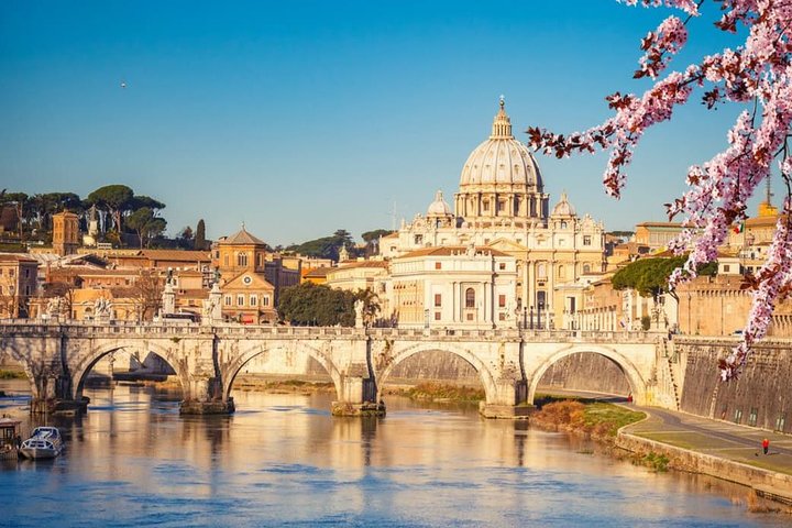 Rome Small-Group Shared Tour from Civitavecchia: 8 People Max