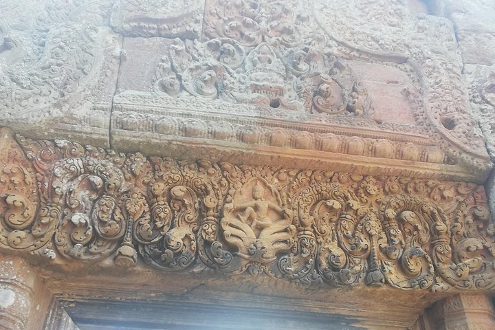 Private tour to Koh ker and Preah Vihear temple from Siem Reap