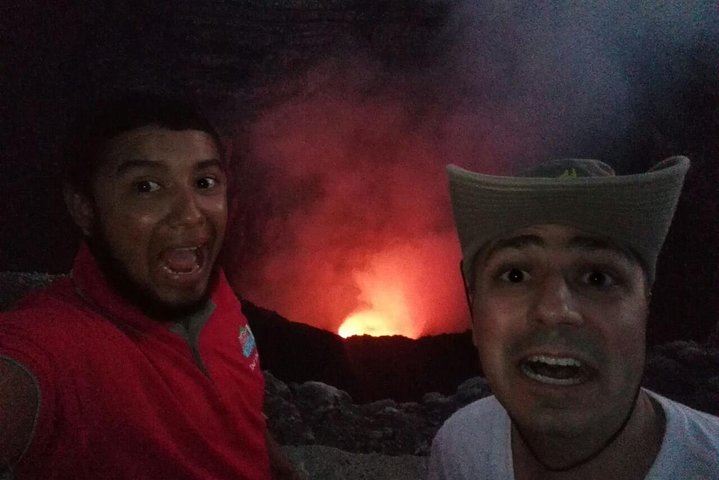 Laguna de Apoyo Day pass plus Masaya Volcano