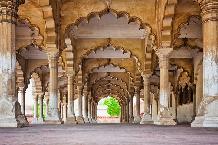 Taj Mahal Day Tour from Delhi by Superfast Train - TOP RATED TOUR