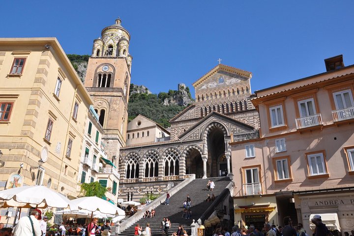Small Group Amalfi Coast Boat Tour from Naples with Light Lunch