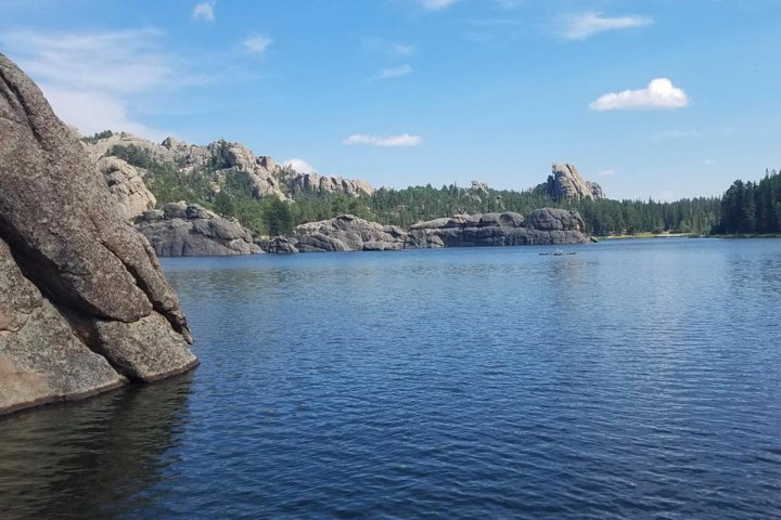 Mount Rushmore and Black Hills Tour with Two Meals and a Music Variety Show