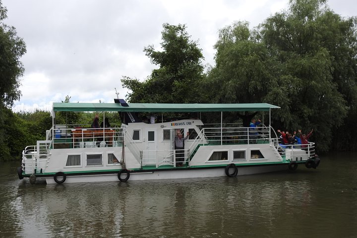 Private 6-7h Classic Boat Tour