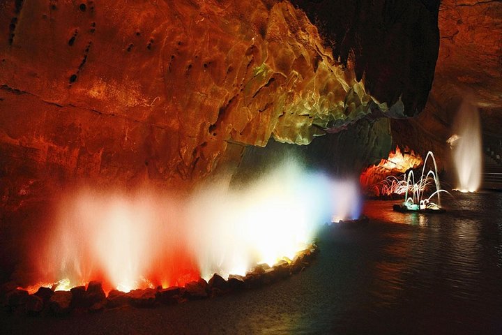 Natural Heritage, Caves, Water Springs and Salt Pans from Nazaré