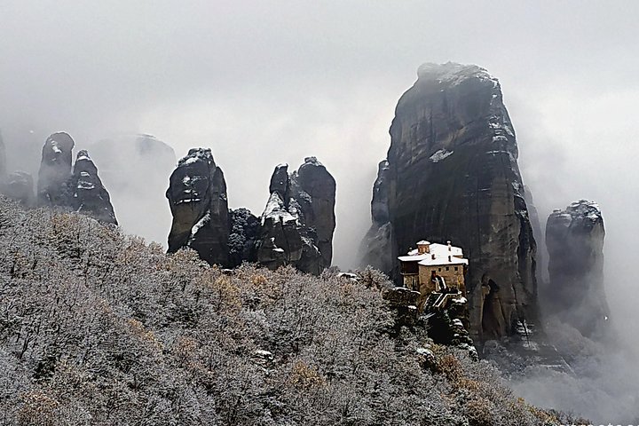 Discover Meteora's Monastic Heritage: Personalized Private Tour