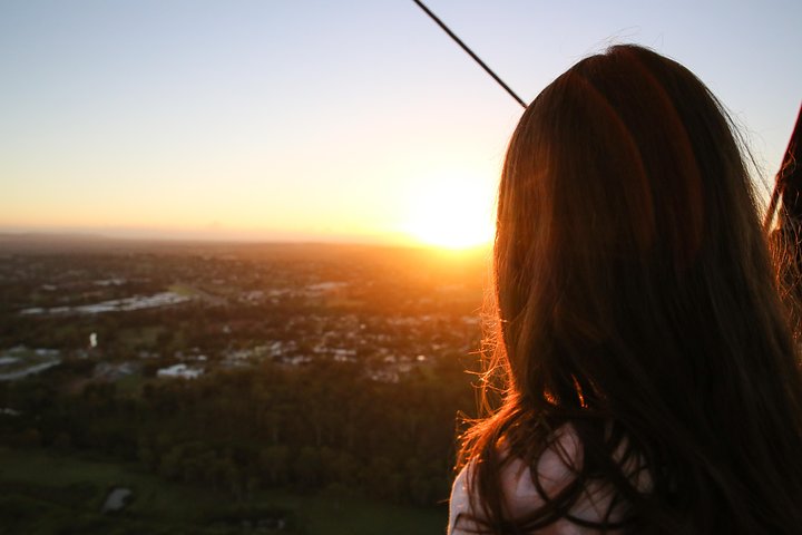 Brisbane's closest Hot Air Balloon Flights - City & Country views - 1 hr flight!