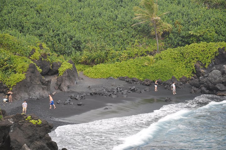 Maui Tour : Road to Hana Day Trip from Kahului Lunch, Water, Chip