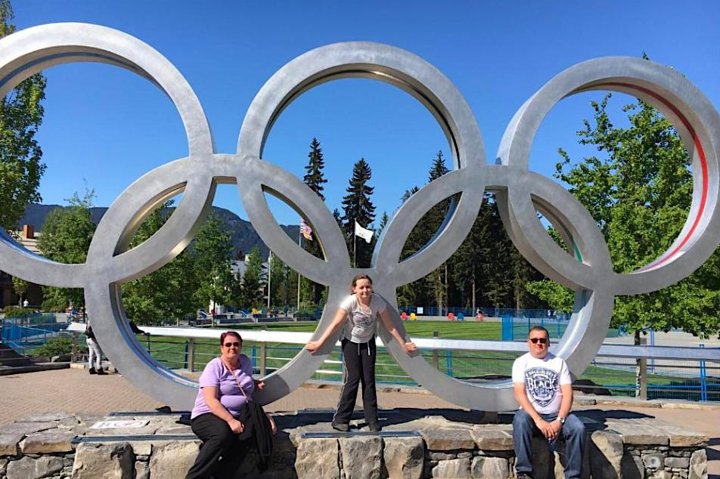 Whistler Sightseeing Tour from Vancouver: See Horseshoe Bay and Shannon Falls