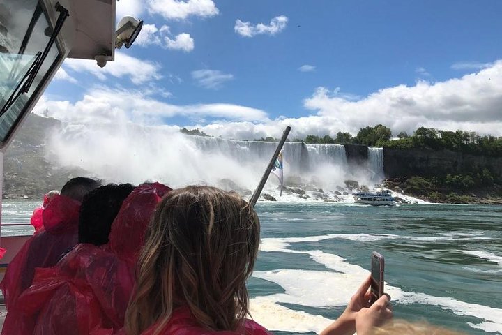 Niagara Falls Day Tour from Toronto