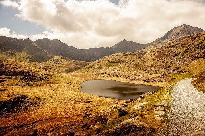 Snowdonia & Chester Day Tour from Manchester Including Admission