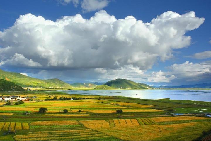 Two Days Shangri-la Highlights Tours