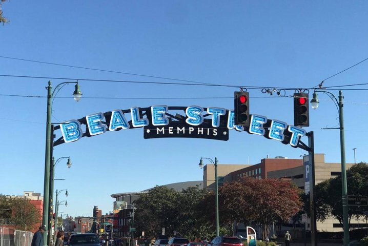 Guided Memphis City Tour that includes Riverboat Cruise