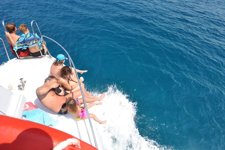 Ponza Island 6 hours Boat Excursion with Swimming Stops and Lunch