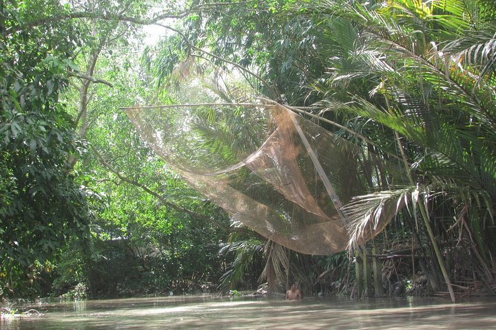 Cai Rang Floating Market – Bike, Cook & Weave the Mekong