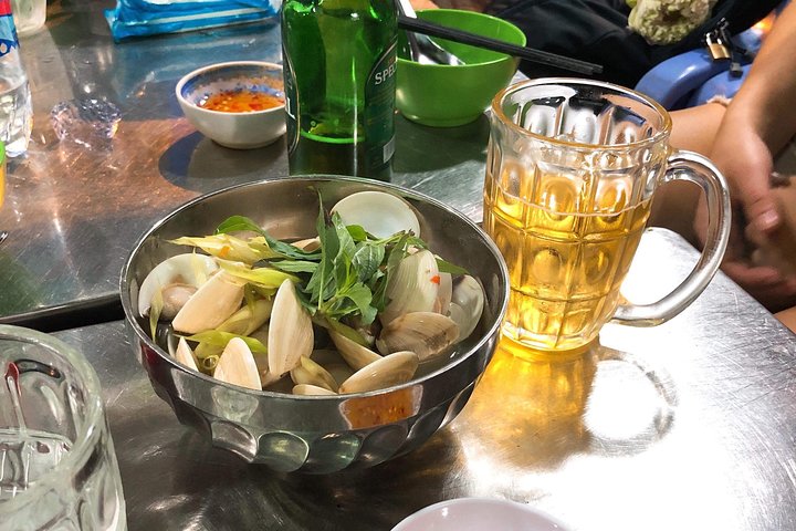 Ho Chi Minh City: Motorbike Street Food Tour with 12 Tastings