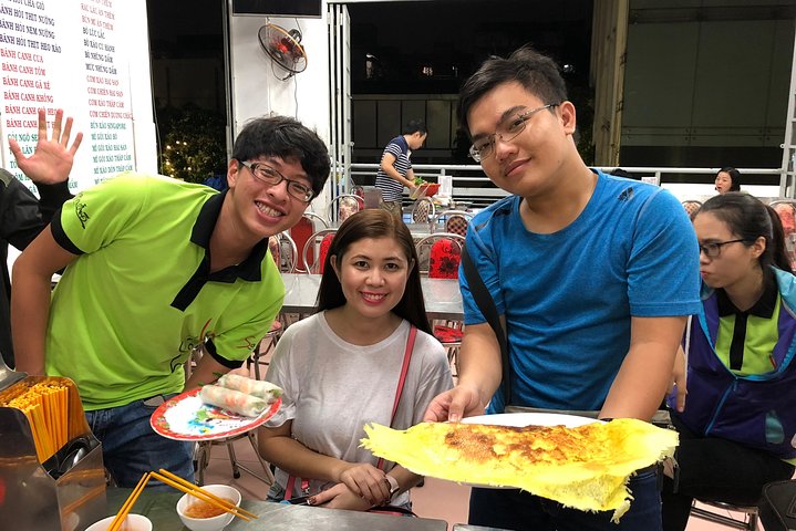 Ho Chi Minh City: Motorbike Street Food Tour with 12 Tastings
