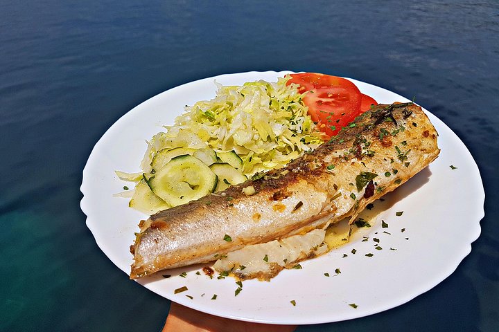 Full-Day Elaphite Islands Cruise from Dubrovnik with Lunch
