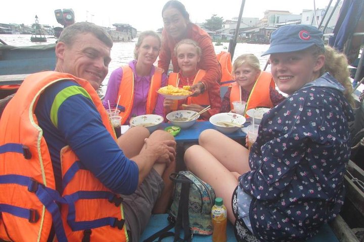 Mekong Delta and Cai Rang Floating Market 5-Hours Tour
