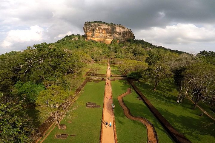Sigiriya & Dambulla Day Trip with Lunch : Private & All-Inclusive