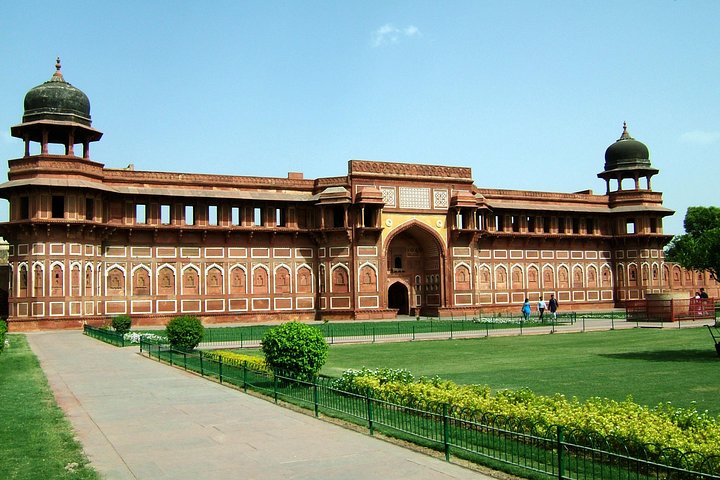 From Delhi : Tajmahal & Agra Fort Day trip