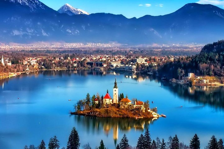 Lake Bled and Ljubljana Group Shore Experience from Koper/Trieste