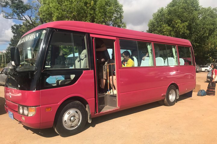 9-day Myanmar Private Tour By Plane From Yangon