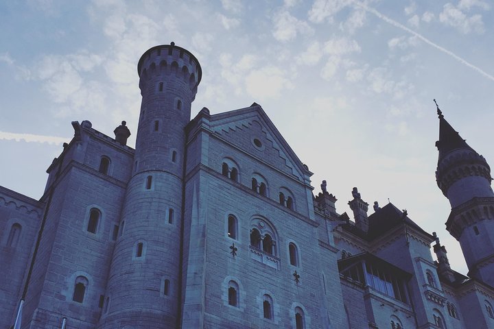 Neuschwanstein Castle and Murnau Village Tour from Garmisch