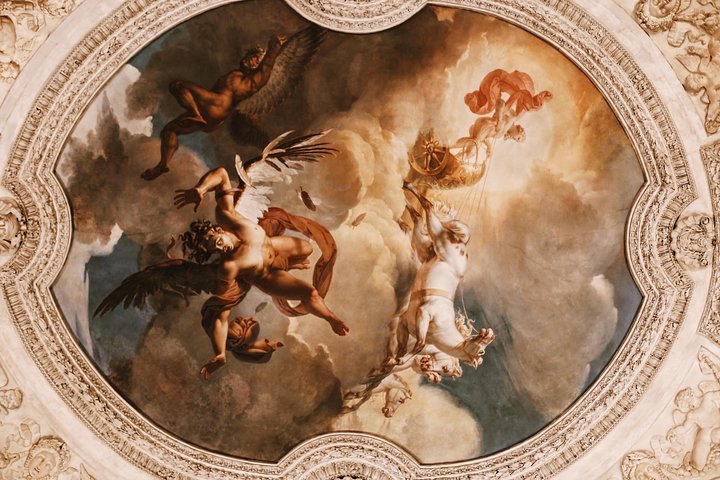 Louvre Museum Premium Guided Tour 6 GUESTS MAX Entry Included
