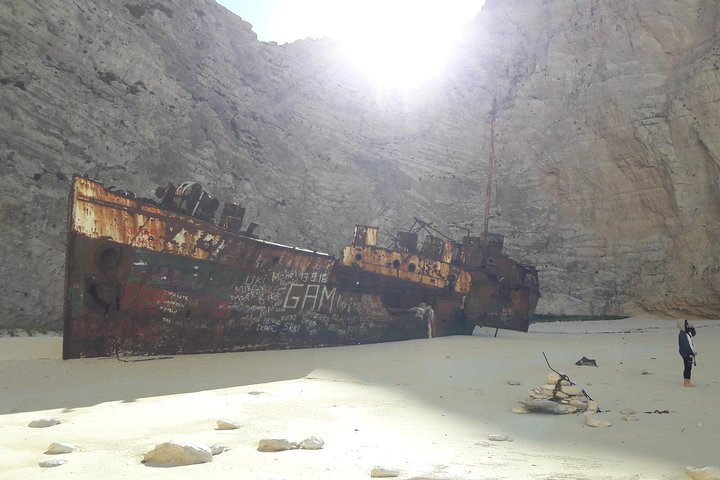 Zakynthos : One day small group tour to Navagio beach Blue Caves & top view