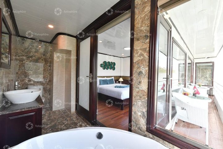 LEADING: All inclusive 3D/2N on cruises in HALONG - many options