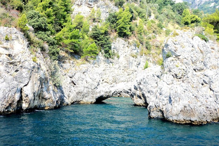 Small-Group Amalfi Coast Day Cruise from Positano