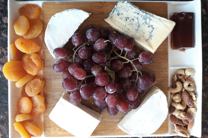 Napier Gourmet Winery Luncheon + tastings at 3 Great Wineries
