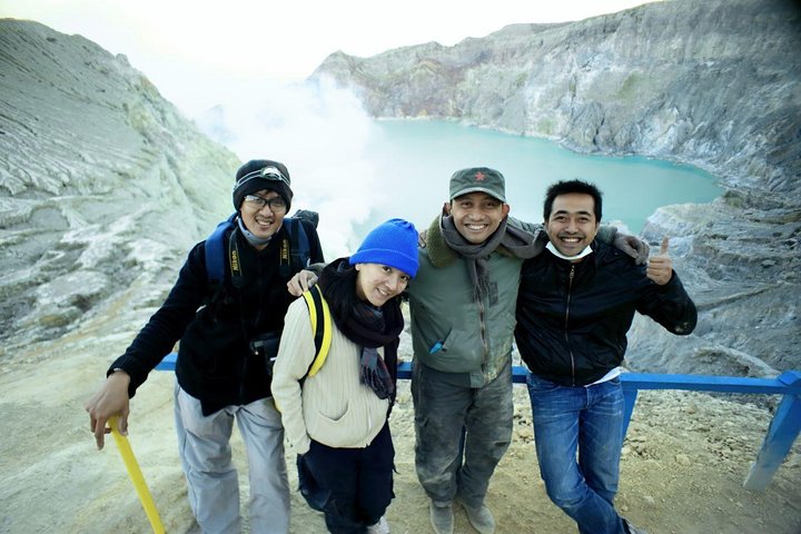 Overnight Mount Ijen Blue Fire Trek Tour From Bali (Private-All Inclusive)
