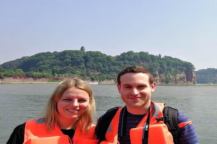 Giant Panda and Buddha 1 day tour