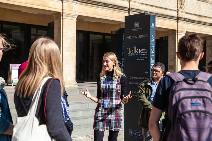 Oxford University Walking Tour With University Alumni Guide