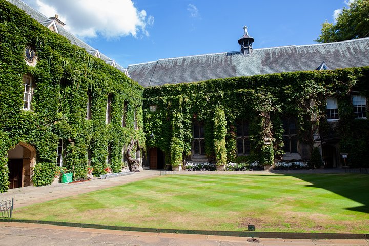 Oxford University Walking Tour With University Alumni Guide