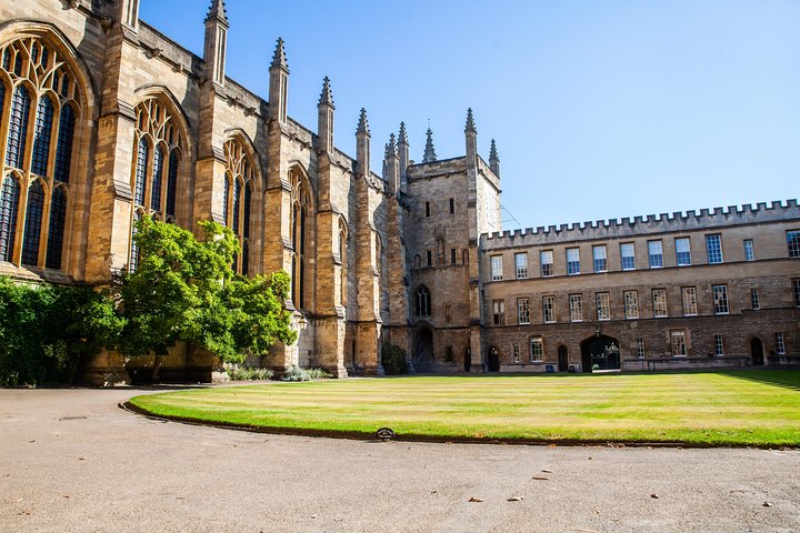 Oxford University Walking Tour With University Alumni Guide