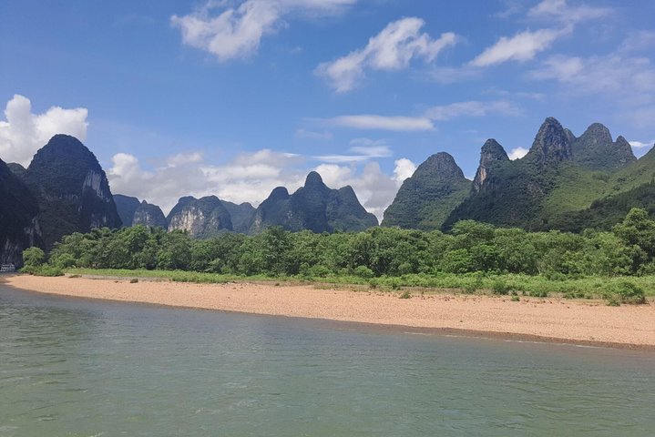 Full-Day Li-River Tour with the 4 Star Boat and Liusanjie Show