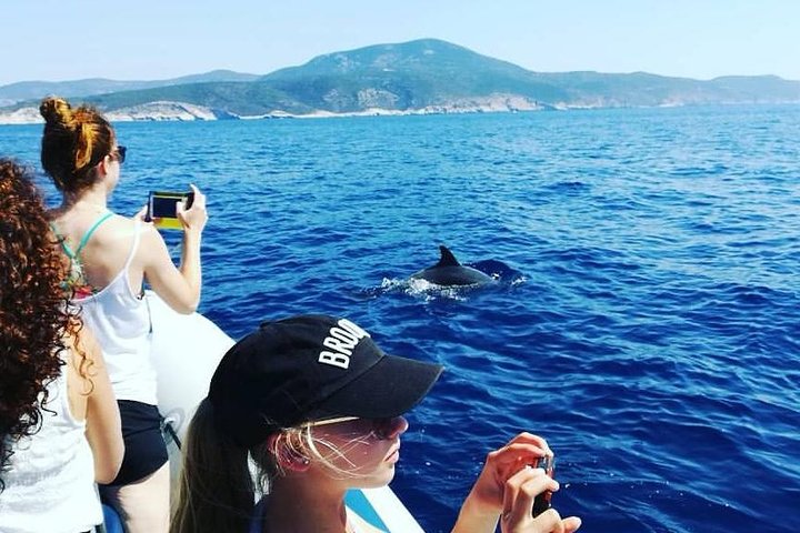 Blue cave & Hvar, 5 islands speed boat tour, luxuy seats in shade