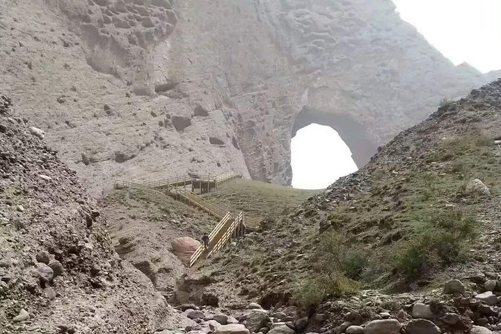 All Inclusive Private Day Trip to Shipton's Arch from Kashgar