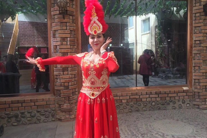 Private Day Trip to Turpan from Urumqi including Bezklik Grottoes