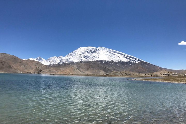 All Inclusive Private Karakul Lake Day Trip from Kashgar